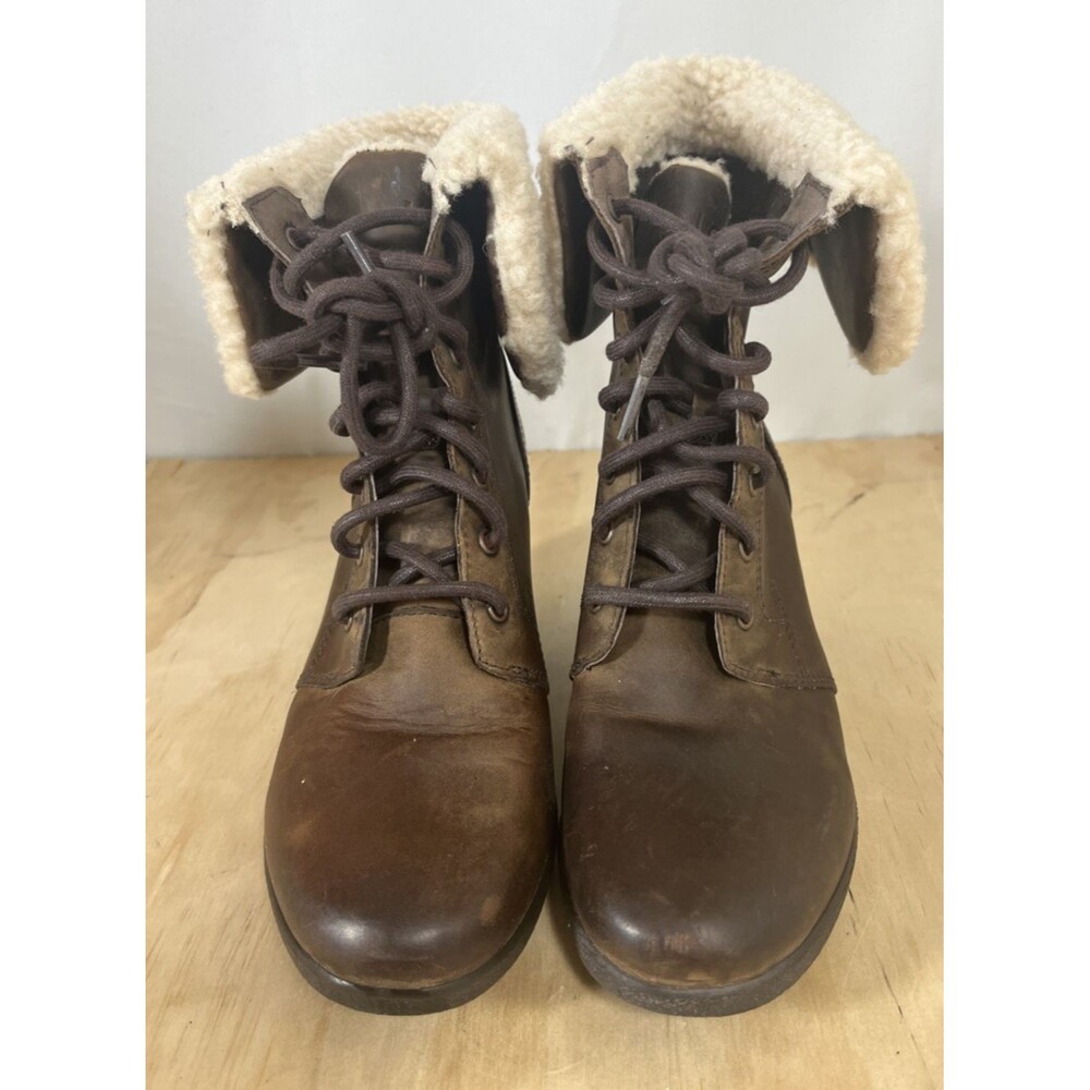 UGG Zea Women's Size US 7 Wedge Waterproof Brown Suede Leather Winter Snow Boots